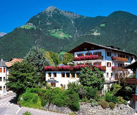 Hotel Mair Am Turm 3*